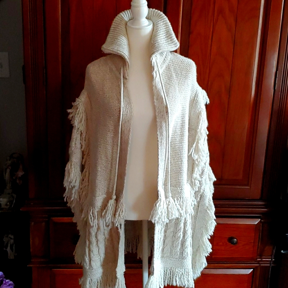 GAP Sweater Fringe Poncho